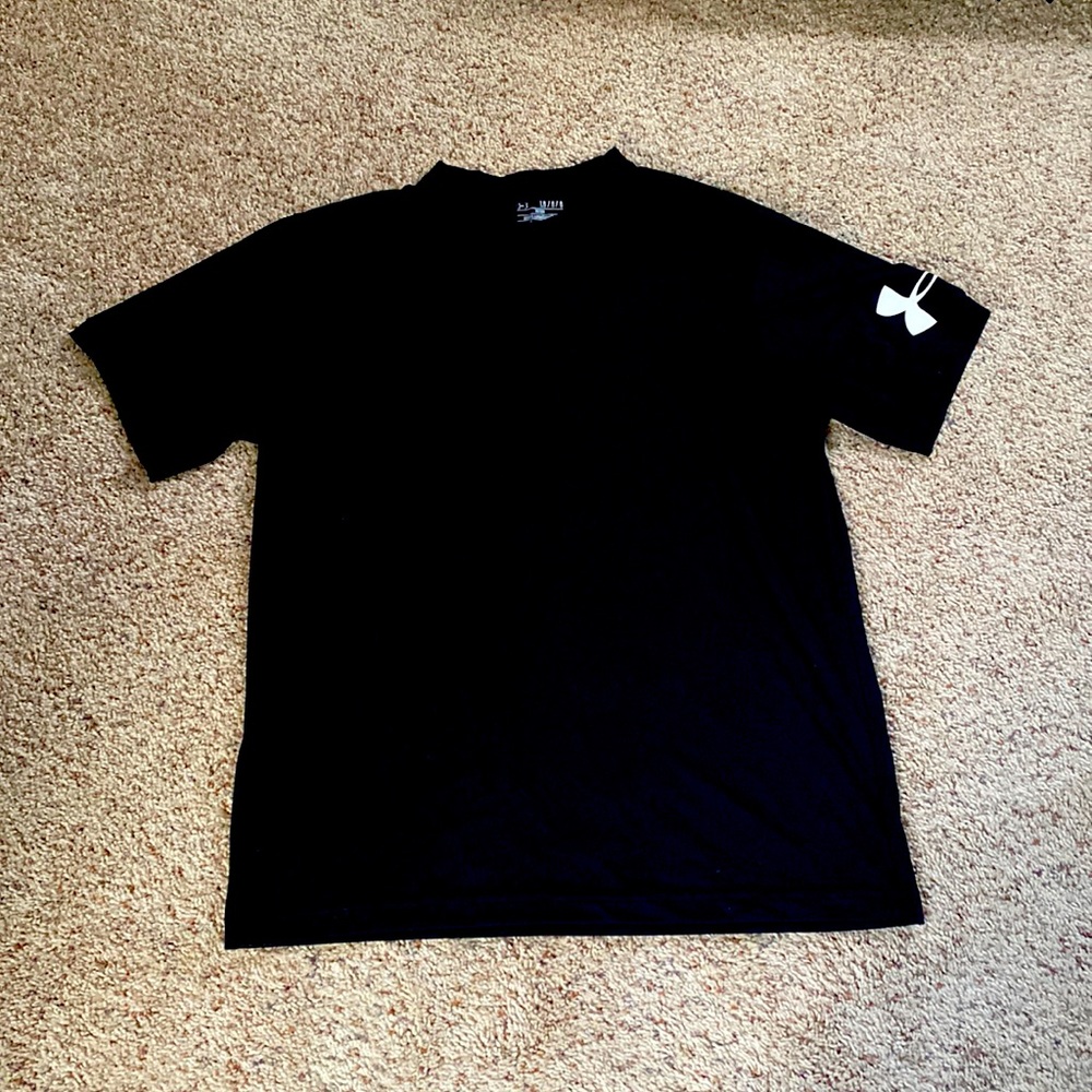 Mens Heatgear Under Armour shirt